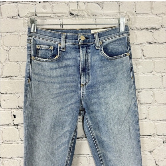 Rag & Bone Dive Skinny Jeans In Freemont
Light Blue Wash - Picture 5 of 11